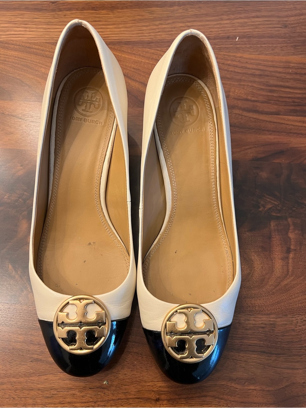 Tory Burch Two-Tone Cream Leather Ballet Flats with Black Patent Cap Toe